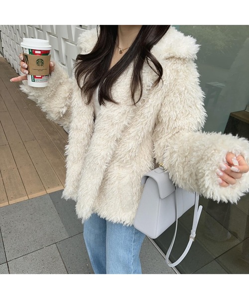 Ogue.（オグ）の「[ Ogue. ] fluffy fur like coat （フラッフィーファーライクコート）（その他アウター・レディース・アイボリー/ブラック・FREE）」の9枚目の写真