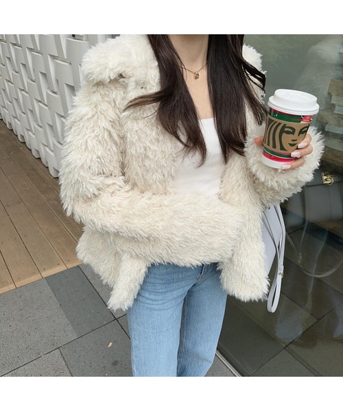 Ogue.（オグ）の「[ Ogue. ] fluffy fur like coat （フラッフィーファーライクコート）（その他アウター・レディース・アイボリー/ブラック・FREE）」の12枚目の写真