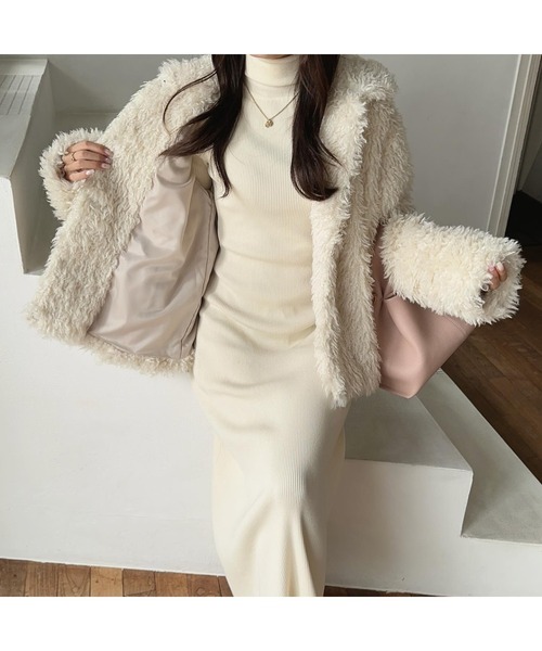 Ogue.（オグ）の「[ Ogue. ] fluffy fur like coat （フラッフィーファーライクコート）（その他アウター・レディース・アイボリー/ブラック・FREE）」の18枚目の写真