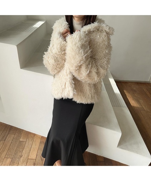 Ogue.（オグ）の「[ Ogue. ] fluffy fur like coat （フラッフィーファーライクコート）（その他アウター・レディース・アイボリー/ブラック・FREE）」の21枚目の写真