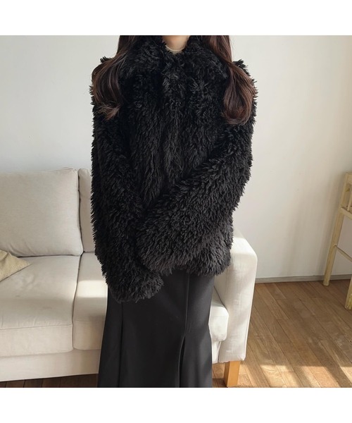 Ogue.（オグ）の「[ Ogue. ] fluffy fur like coat （フラッフィーファーライクコート）（その他アウター・レディース・アイボリー/ブラック・FREE）」の4枚目の写真