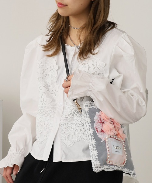 ROOPTOKYO（ループトウキョウ）の「Front Lace Collarless Shirt / フロントレース ノーカラーシャツ 夏物 夏服（シャツ/ブラウス・レディース・ベージュ/ホワイト/ブラック・FREE）」の2枚目の写真