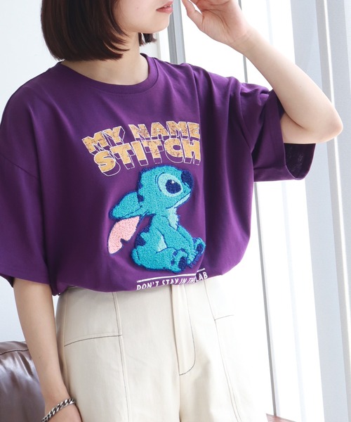 Disney(ディズニー)の「【Disney/ディズニー】スティッチ アートワークデザイン サガラ刺繍 半袖Tシャツ(Tシャツ/カットソー・レディース・ベージュ/パープル/スミクロ/サックスブルー・M/L)」の14枚目の写真