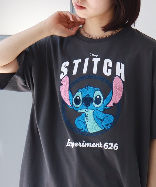 Disney(ディズニー)の「【Disney/ディズニー】スティッチ アートワークデザイン サガラ刺繍 半袖Tシャツ(Tシャツ/カットソー・レディース・ベージュ/パープル/スミクロ/サックスブルー・M/L)」の6枚目の写真