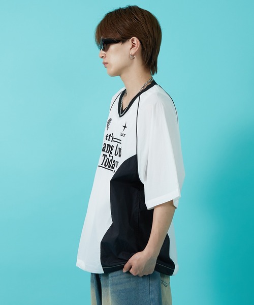 improves（インプローブス）の「ナイロン Vネック 半袖切替プルオーバー（Tシャツ/カットソー・メンズ・ホワイト/ネイビー/ブラック・MEDIUM/LARGE）」の5枚目の写真