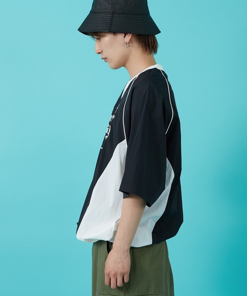 improves（インプローブス）の「ナイロン Vネック 半袖切替プルオーバー（Tシャツ/カットソー・メンズ・ホワイト/ネイビー/ブラック・MEDIUM/LARGE）」の10枚目の写真