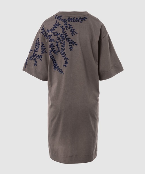 DRIES VAN NOTEN（ドリスヴァンノッテン）の「HEGELSON EMB1603WKSS.T-SHIRT（Tシャツ/カットソー・レディース・その他・XS/S）」の2枚目の写真