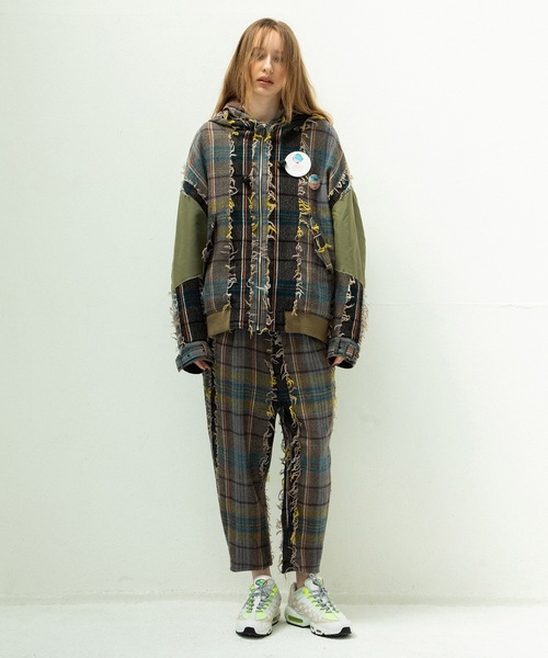 STOF(ストフ)の「FRINGE WOOL MIX HOODED BLOUSON(ブルゾン・メンズ・ブラック/ベージュ・S/M)」の4枚目の写真