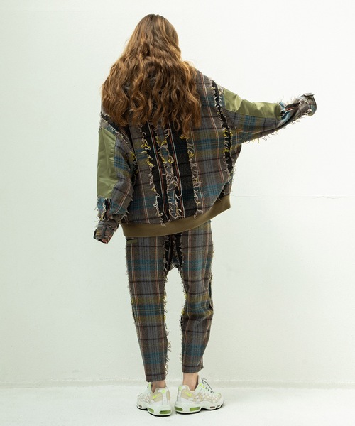 STOF(ストフ)の「FRINGE WOOL MIX HOODED BLOUSON(ブルゾン・メンズ・ブラック/ベージュ・S/M)」の5枚目の写真