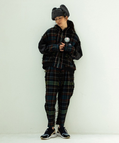 STOF(ストフ)の「FRINGE WOOL MIX HOODED BLOUSON(ブルゾン・メンズ・ブラック/ベージュ・S/M)」の7枚目の写真