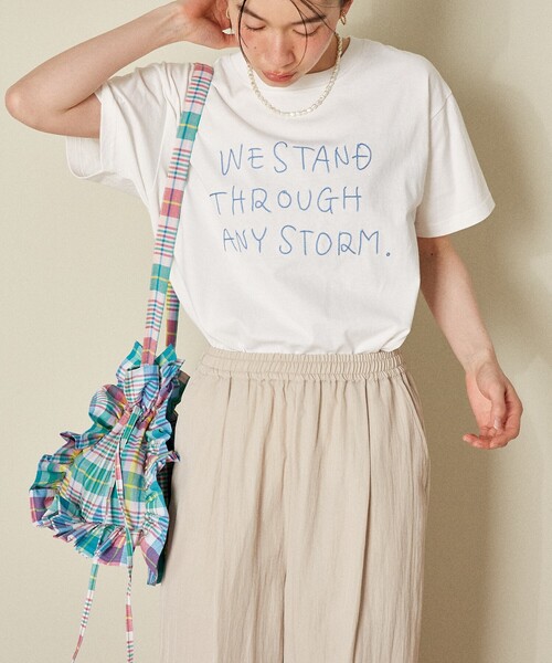 FREAK'S STORE(フリークスストア)の「チェーンステッチロゴTシャツ(Tシャツ/カットソー・レディース・オフホワイト/ブラック/レモンイエロー・フリ-)」の2枚目の写真