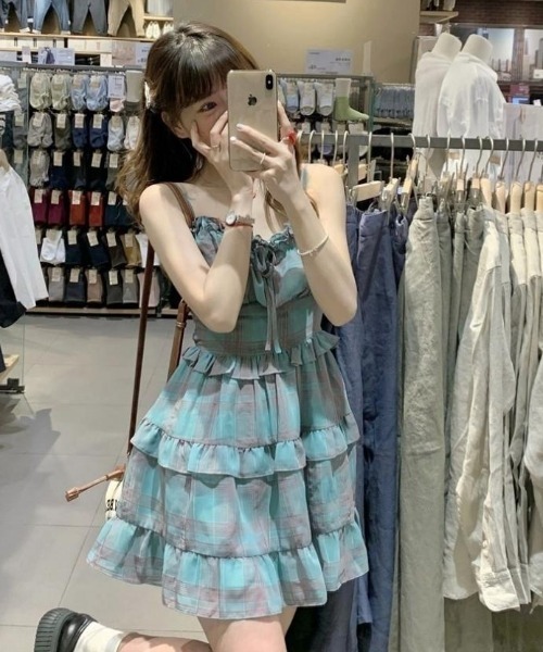 Mejoul(メジュール)の「チェックフリルキャミワンピース(ワンピース・レディース・ブルー/ブラック・M/S)」の5枚目の写真