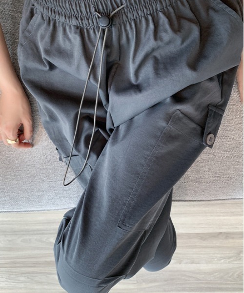 NiiNa(ニーナ)の「【 NiiNa / ニーナ 】ハイウェストワイドレッグパンツ(その他パンツ・レディース・ブラック/グレー/ベージュ・LARGE/MEDIUM/SMALL)」の13枚目の写真