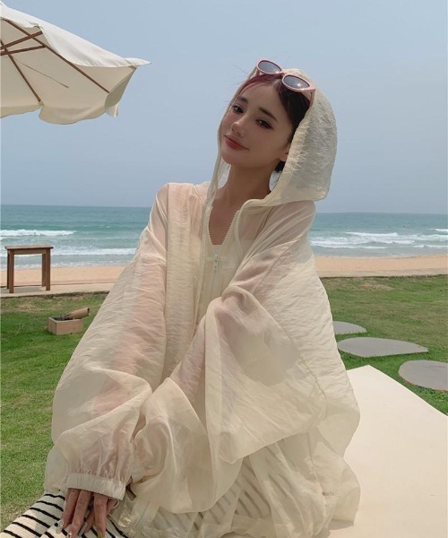 セール】レディース水着 長袖シアー ジップ ドロスト フード付き