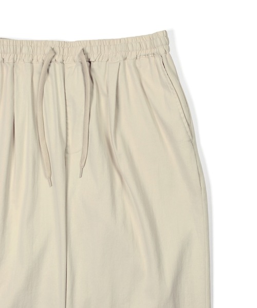 The DUFFER of ST.GEORGE(ザダファーオブセントジョージ)の「「GUM STRETCH LINEN」EASY BAGGY PANTS:超伸縮 麻混「ガムストレッチ」製品染め イージーバギーパンツ(その他パンツ・メンズ・グレイッシュベージュ/キナリ/スミクロ・SMALL/MEDIUM/LARGE/X-LARGE)」の15枚目の写真