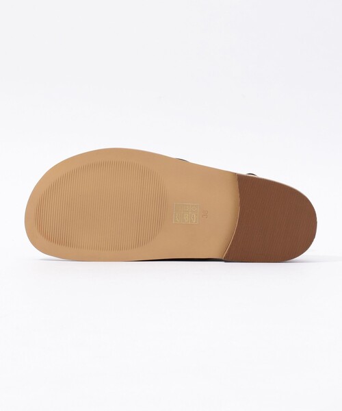 TOMORROWLAND (トゥモローランド)の「TOMORROWLAND FOOTBED フラットサンダル(サンダル・レディース・ブラック・38/36/37)」の7枚目の写真