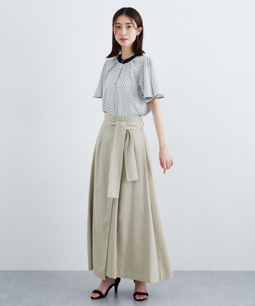 slattgir（スラットジール）の「高身長　幾何柄ブラウス（トールサイズ）（シャツ/ブラウス・レディース・ホワイト/ブラック・TM/TL/TLL/T3L/T4L/T5L）」の3枚目の写真