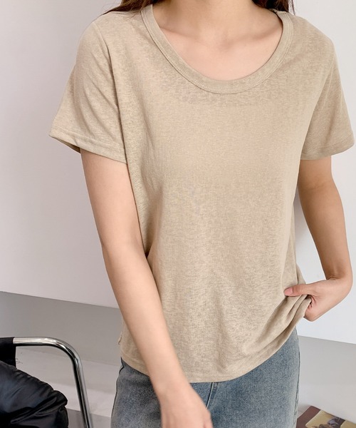 LOWO(ロワ)の「綿混シンプル無地Tシャツ カットソー(Tシャツ/カットソー・レディース・ボルドー/モカ/カーキ/ネイビー/グレー/ホワイト/ブラック/ベージュ/パープル・L/M)」の5枚目の写真