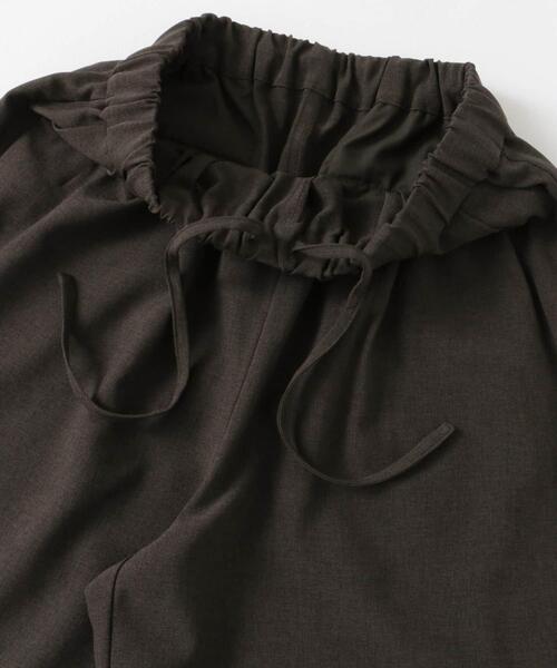 URBAN RESEARCH DOORS（アーバンリサーチドアーズ）の「『UR TECH DRYLUXE』イージーハーフパンツ（その他パンツ・レディース・ネイビー/ブラウン・MEDIUM）」の17枚目の写真