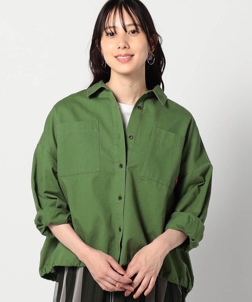 BROOKLYN OVERALL(ブルックリンオーバーオール)の「【BROOKLYN OVERALL 】ドロスト仕様 ブルゾンライクシャツ(シャツ/ブラウス・レディース・インディゴブルー/ワンウォッシュ/カーキ・FREE)」の2枚目の写真