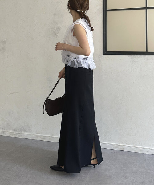 Thevon（ゼボン）の「チュールフリルベスト×ノースリセットプルオーバー（Tシャツ/カットソー・レディース・グレイッシュベージュ/ブラック/オフホワイト・FREE）」の10枚目の写真