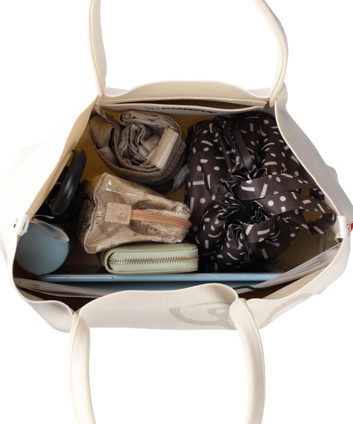 ROOTOTE（ルートート）の「IP.ミディアム.ルフル.ハローキティ-A（トートバッグ・レディース・アイボリー/レッド/ブラック・FREE）」の13枚目の写真