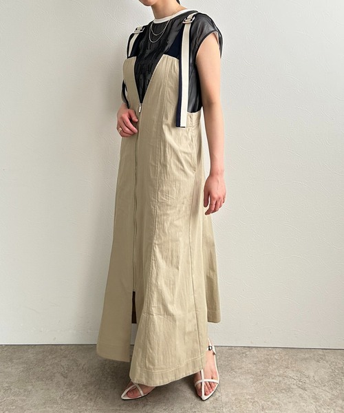 LHELBIE(レルビエ)の「ジップアップジャンスカ(ジャンパースカート・レディース・ベージュ/ブラック/ブルー・M)」の19枚目の写真