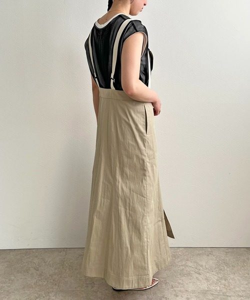 LHELBIE(レルビエ)の「ジップアップジャンスカ(ジャンパースカート・レディース・ベージュ/ブラック/ブルー・M)」の18枚目の写真