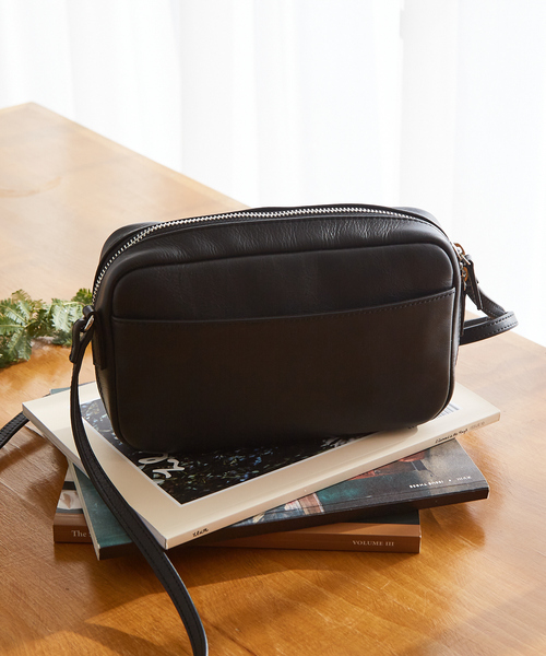 collex(コレックス)の「マルチミニショルダーバッグ(ショルダーバッグ・レディース・グレイッシュベージュ/ブラック・フリー)」の2枚目の写真