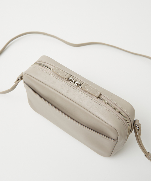 collex(コレックス)の「マルチミニショルダーバッグ(ショルダーバッグ・レディース・グレイッシュベージュ/ブラック・フリー)」の10枚目の写真