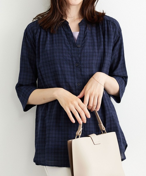 BELLUNA PLUS(ベルーナ)の「ふんわりシャドーチェック素材シャツ(シャツ/ブラウス・レディース・ネイビー/グリーン/ピンクベージュ・MEDIUM/LARGE/X-LARGE)」の18枚目の写真