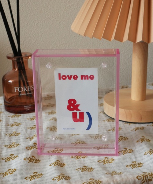 ammy.（エイミードット）の「【 ammy. / エイミードット 】 透明 カラーアクリル フォトスタンド（フォトフレーム・レディース・オレンジ/パープル/ライトピンク/グリーン/ライトグリーン/フューシャピンク/クリア/マルチ/ピンク/レッド/イエロー/ダークブルー・FREE）」の7枚目の写真