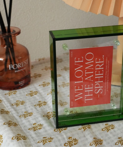 ammy.（エイミードット）の「【 ammy. / エイミードット 】 透明 カラーアクリル フォトスタンド（フォトフレーム・レディース・オレンジ/パープル/ライトピンク/グリーン/ライトグリーン/フューシャピンク/クリア/マルチ/ピンク/レッド/イエロー/ダークブルー・FREE）」の15枚目の写真