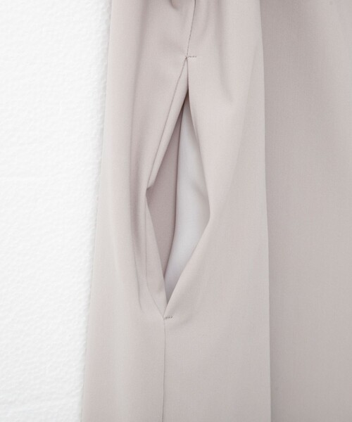 NOLLEY’S Sophi（ノーリーズソフィ）の「ウォッシャブルトリコットサロペット（サロペット/オーバーオール・レディース・グレイッシュベージュ/ブラック・38）」の20枚目の写真