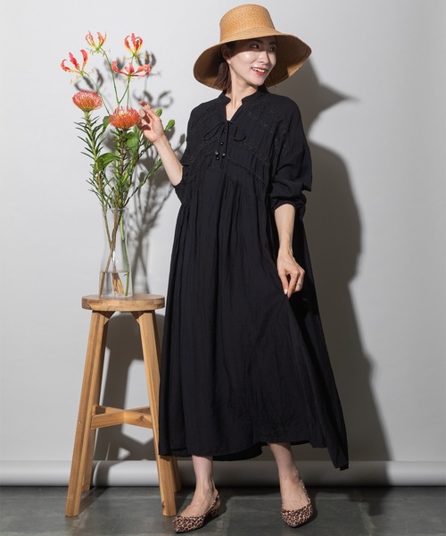 lodie（ロディ）の「胸元レース ロングワンピース（ワンピース・レディース・ベージュ/ブラック・FREE）」の12枚目の写真