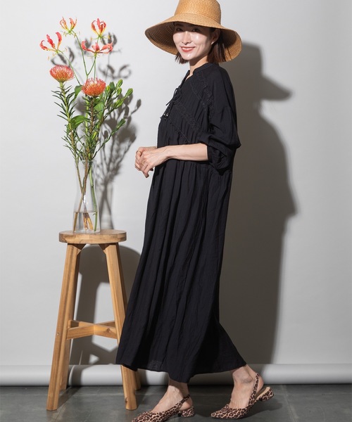 lodie（ロディ）の「胸元レース ロングワンピース（ワンピース・レディース・ベージュ/ブラック・FREE）」の14枚目の写真