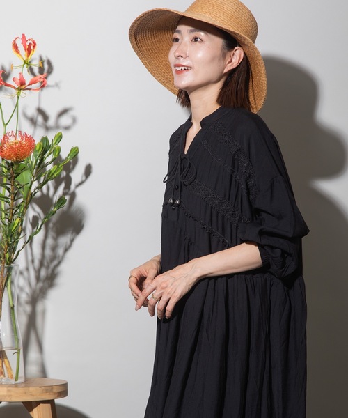 lodie（ロディ）の「胸元レース ロングワンピース（ワンピース・レディース・ベージュ/ブラック・FREE）」の17枚目の写真