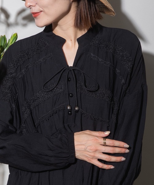 lodie（ロディ）の「胸元レース ロングワンピース（ワンピース・レディース・ベージュ/ブラック・FREE）」の19枚目の写真
