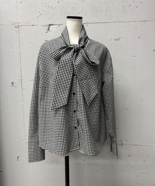 PROVOKE （プロヴォーク）の「GINGHAMCHECK BOWTIE BLOUSE（シャツ/ブラウス・レディース・ブラウン/ブラック・FREE）」の3枚目の写真