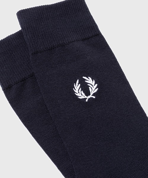 FRED PERRY（フレッドペリー）の「Embroidered Socks／刺繍ソックス（ソックス/靴下・メンズ・ネイビー/ホワイト/ブラック・25/27）」の6枚目の写真