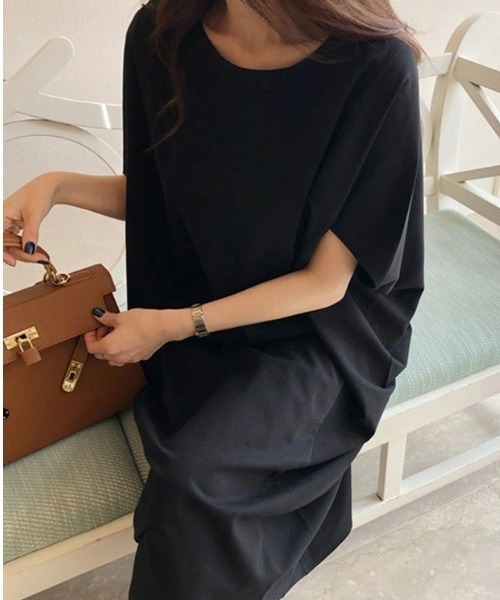 La-gemme（ラジェム）の「クールタッチ麻調ドルマンワンピース（ワンピース・レディース・ダークグリーン/ブラック/カーキ/グレイッシュベージュ・フリー）」の7枚目の写真