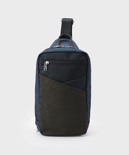 THE SHOP TK (ザ ショップ ティーケー )の「切替ボディバッグ(ボディバッグ/ウエストポーチ・メンズ・ネイビー/ブラウン系その他/ブラック・00)」の16枚目の写真