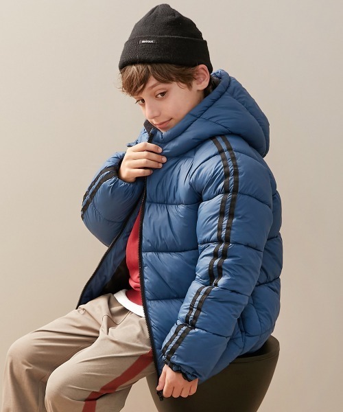 devirock（デビロック）の「洗える ファイバーダウン えらべるフード&デザイン 中綿ジャケット（ダウンジャケット/コート・キッズ・グリーン系1/ブラック系2/ブルー系2/ベージュ系1/グリーン系3/ブラック系4/ブルー系4/ブルー系1/ピンク系1/グリーン系4/ピンク系2/ブラック系1/グリーン系2/ブラック系3/ブルー系3・90cm/100cm/110cm/120cm/130cm/140cm/150cm/160cm）」の11枚目の写真