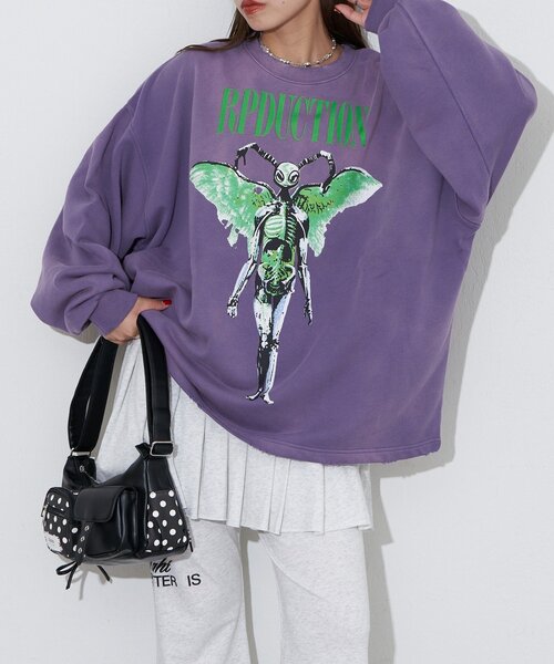 RePRODUCTION LABEL(リプロダクションレーベル)の「【RePRODUCTION LABEL / リプロダクションレーベル】スーパーBIGロゴスウェット(Tシャツ/カットソー・レディース・チャコールグレー/オレンジ/ネイビー/パープル・FREE)」の14枚目の写真