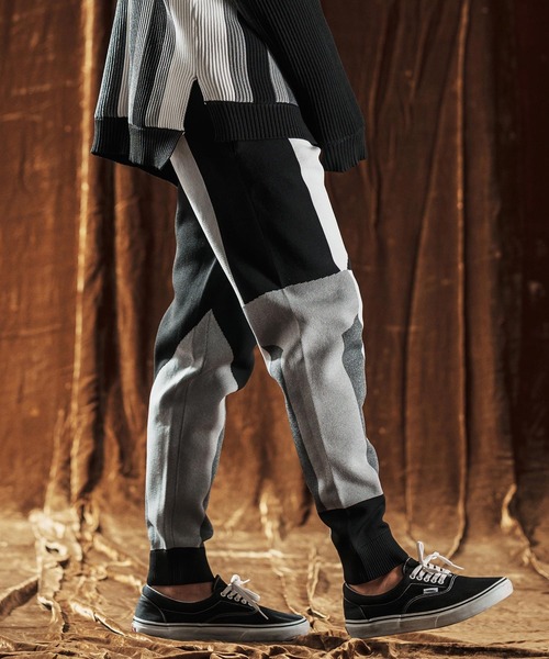 ANGENEHM（アンゲネーム）の「mp13980-Jacquard Block Color Pants -Airy Yarn Sweater- ニットパンツ(AG05-016acf)（その他パンツ・メンズ・ブラック/ライトグレー/ネイビー・L/M/S）」の14枚目の写真