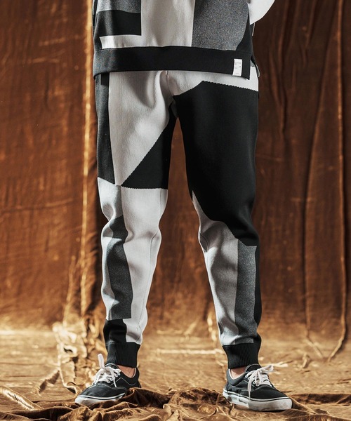 ANGENEHM（アンゲネーム）の「mp13980-Jacquard Block Color Pants -Airy Yarn Sweater- ニットパンツ(AG05-016acf)（その他パンツ・メンズ・ブラック/ライトグレー/ネイビー・L/M/S）」の15枚目の写真