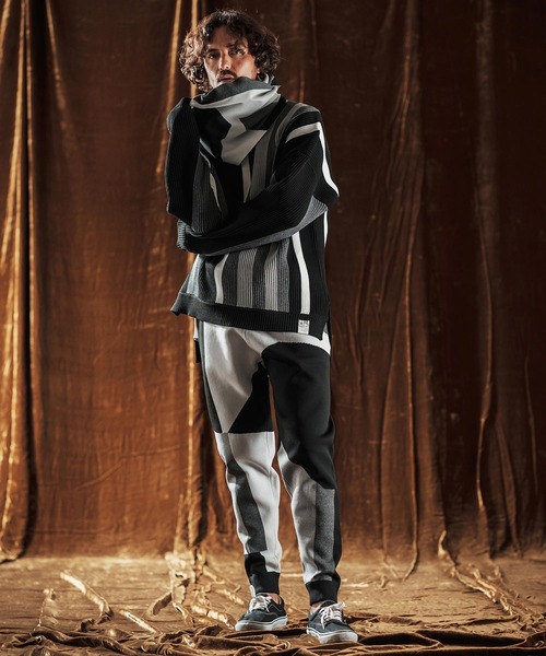 ANGENEHM（アンゲネーム）の「mp13980-Jacquard Block Color Pants -Airy Yarn Sweater- ニットパンツ(AG05-016acf)（その他パンツ・メンズ・ブラック/ライトグレー/ネイビー・L/M/S）」の17枚目の写真