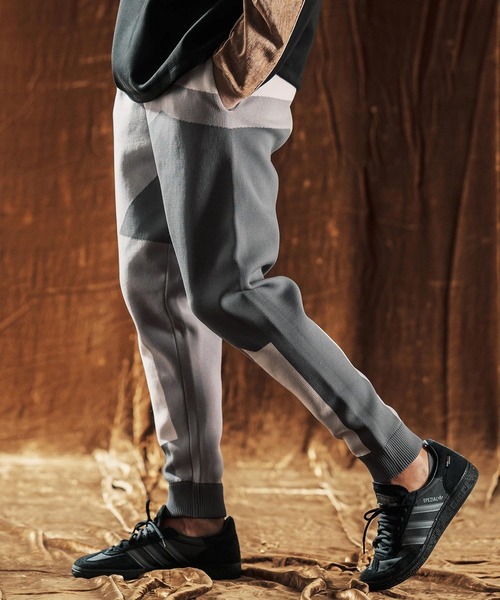 ANGENEHM（アンゲネーム）の「mp13980-Jacquard Block Color Pants -Airy Yarn Sweater- ニットパンツ(AG05-016acf)（その他パンツ・メンズ・ブラック/ライトグレー/ネイビー・L/M/S）」の22枚目の写真