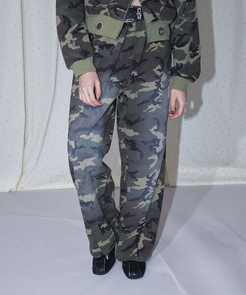 SEQUENZ(シークエンズ)の「※WEB限定 / セットアップ対応 / アイレット加工スウェットパンツ /sqnz fade sweat pants(その他パンツ・メンズ・グレー/その他1/ブラック/ピンク/ライトグレー・MEDIUM/SMALL/LARGE)」の5枚目の写真