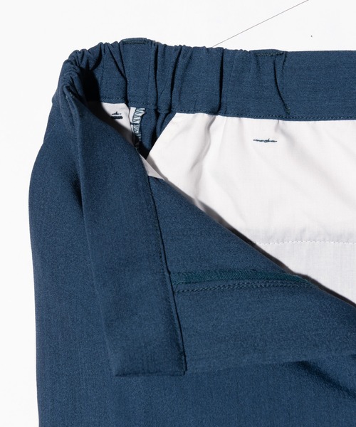 glamb(グラム)の「Blue Noise Tuck Slacks / ブルーノイズタックスラックス(スラックス・メンズ・ブルー/ブラック・S/M/L)」の10枚目の写真